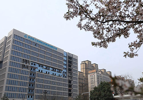 航天泵閥科(ke)技集團辦公樓(lóu)外景圖