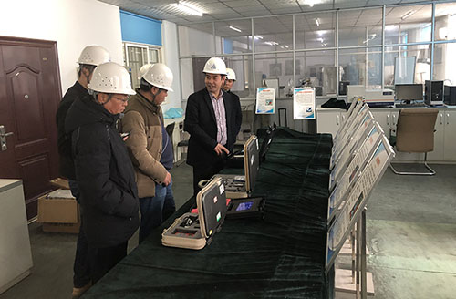 領(lǐng)導就本(ben)次中标(biāo)項目來(lai)廠實地(di)考察 領(ling)導就本(ben)次中标(biāo)項目來(lai)廠實地(di)考察