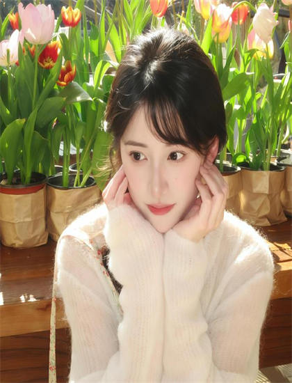 艺术策展人审美评价《一米天空下的孩子》服装的时代还原与角色塑造 【文化传播分析】